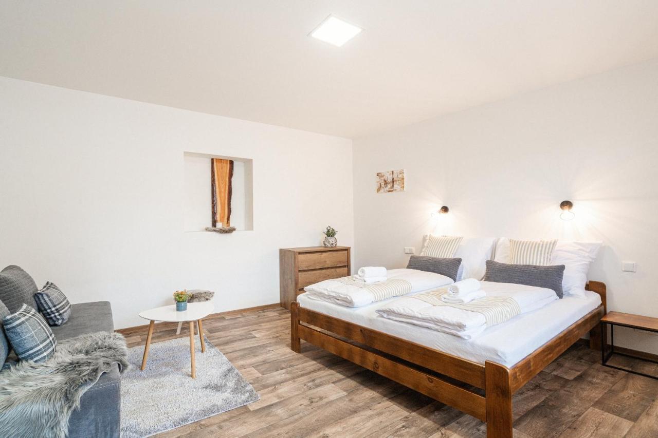 121 - Apartment Hlohovec